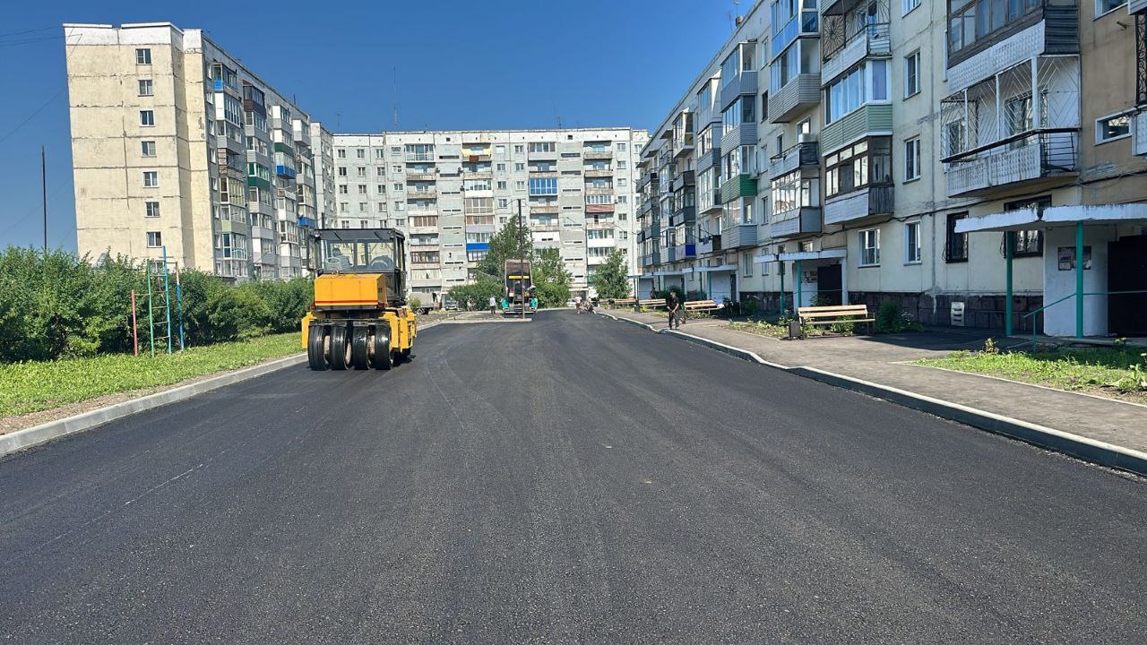 Илья Середюк: более 120 дворовых территорий благоустроим в северной агломерации Кузбасса в этом году